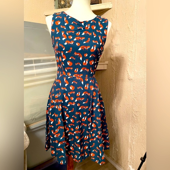 Fox 🦊 Print Dress - Picture 8 of 10